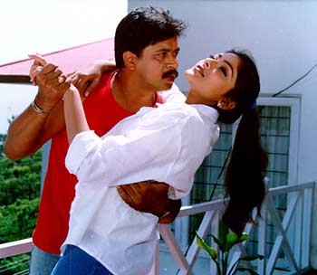  Arjun and Abhirami in Vanavil 