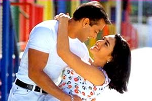  Salman Khan and Preity Zinta 
 in Har dil Jo Pyaar Karega 
